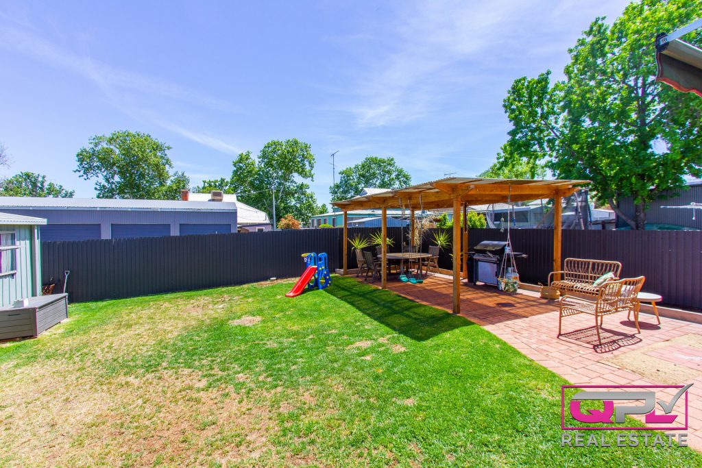20 Willans Street, Narrandera NSW 2700 - photo 14