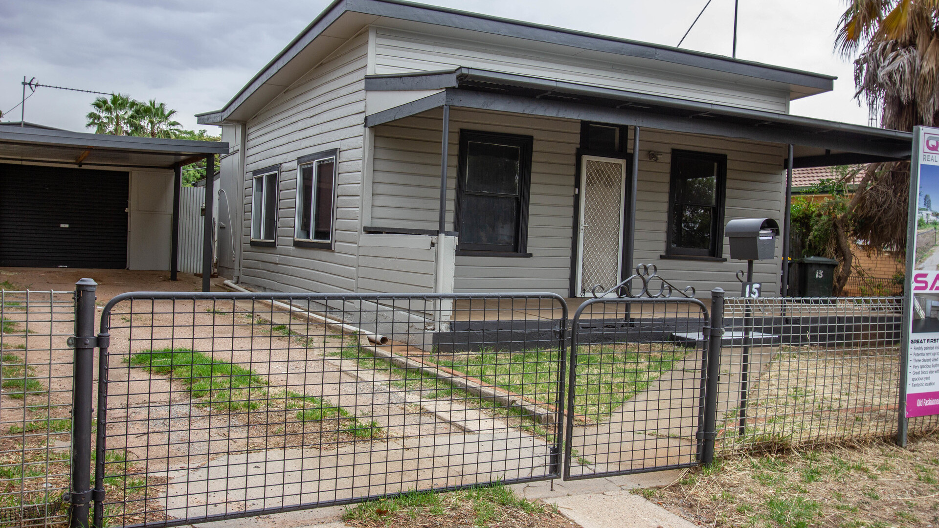 15 Grosvenor Street, Narrandera NSW 2700 - McGrath Riverina