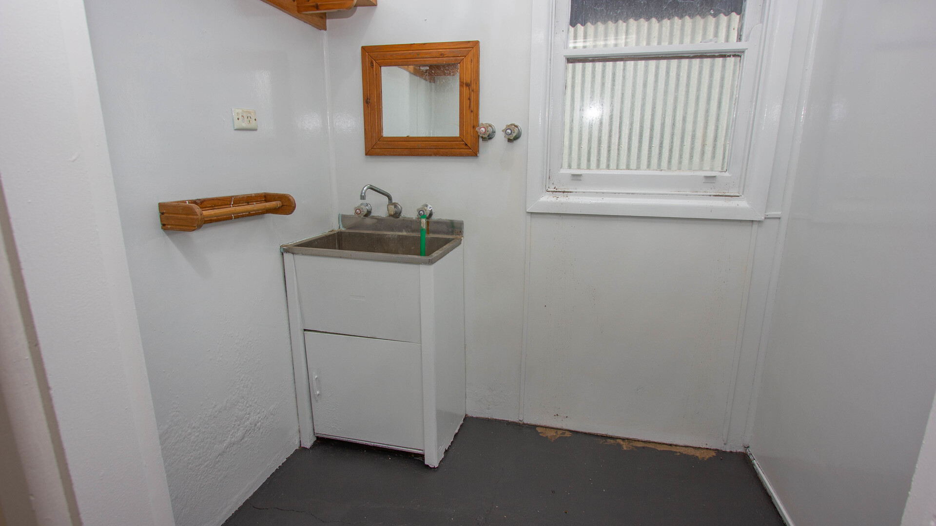 15 Grosvenor Street, Narrandera NSW 2700 - photo 7