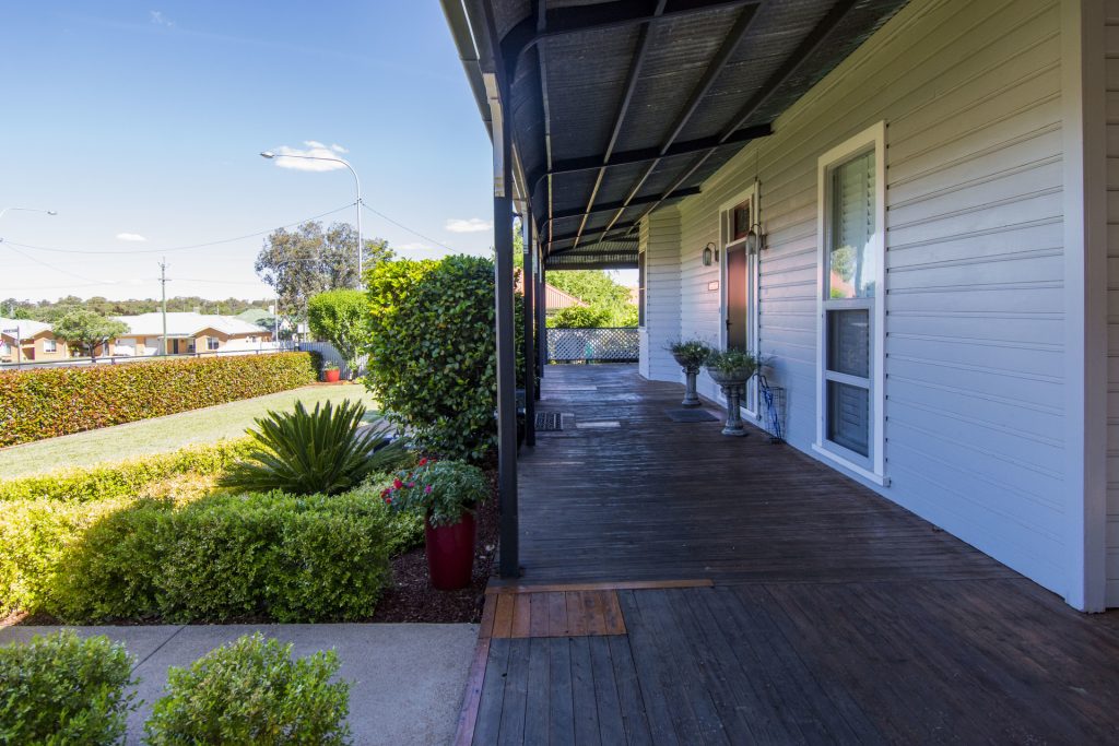 158 Deboos Street, Temora NSW 2666 - photo 19