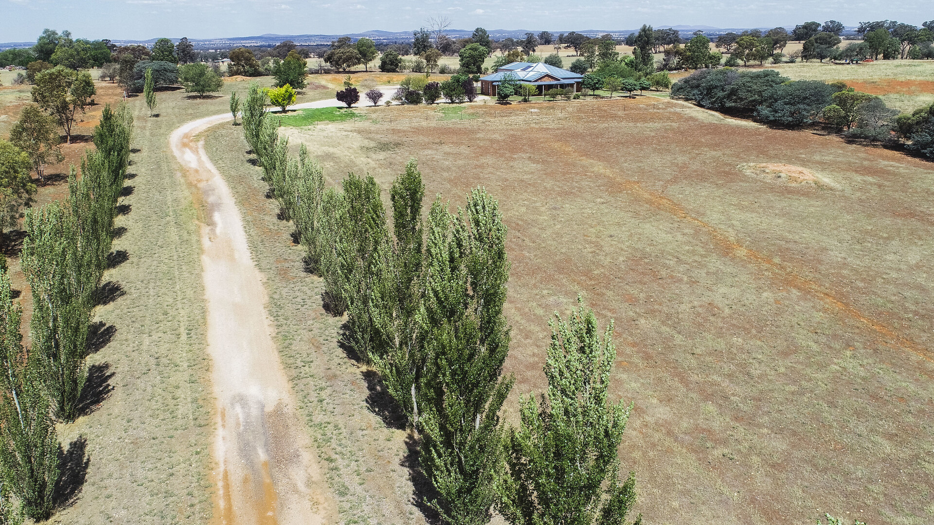 7 Rosella Street, Temora NSW 2666 - photo 5