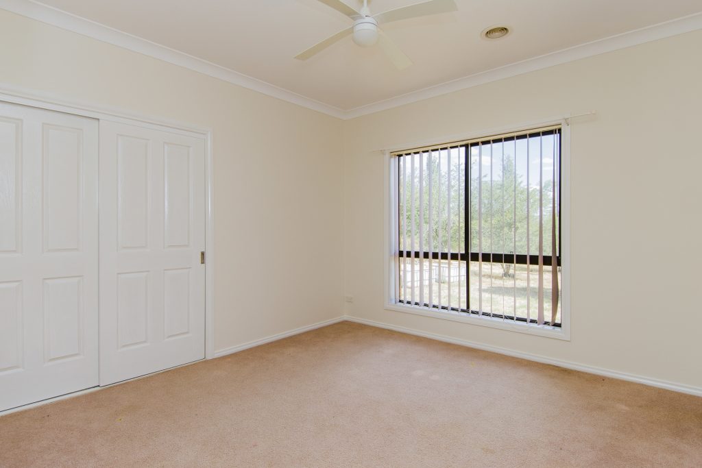 7 Rosella Street, Temora NSW 2666 - photo 9