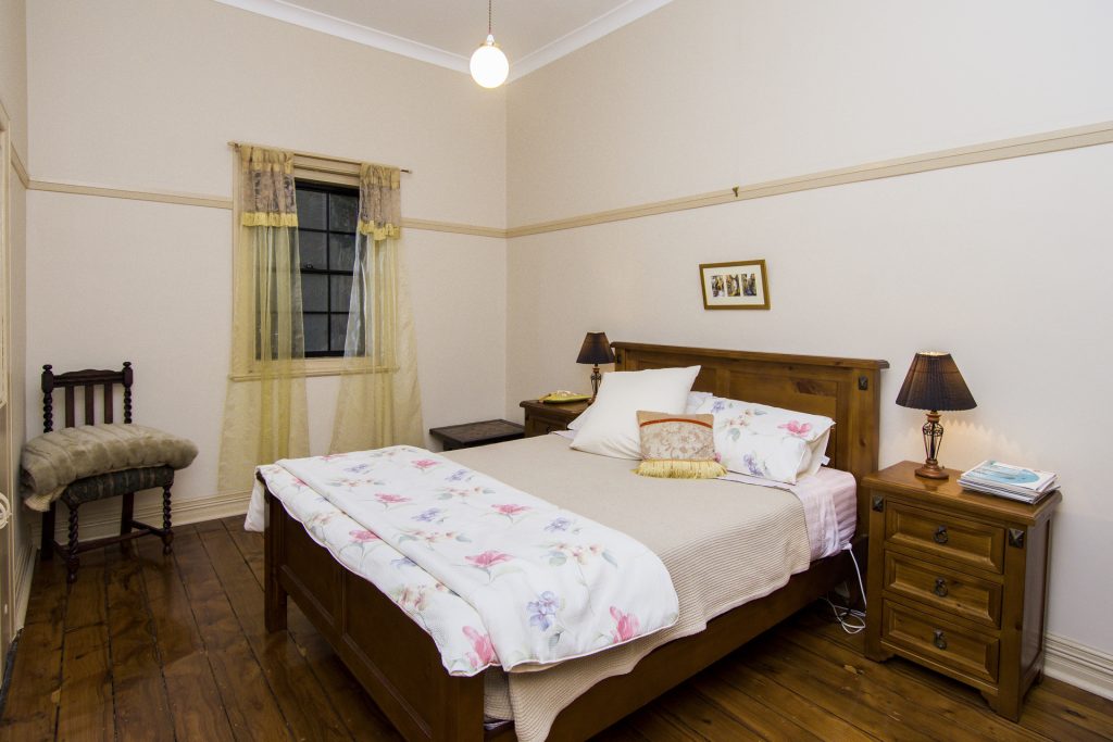 154 Larmer Street, Narrandera NSW 2700 - photo 16
