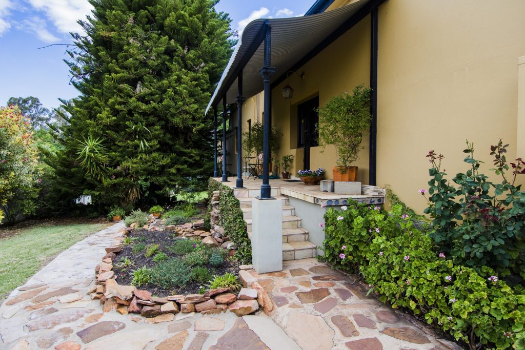 154 Larmer Street, Narrandera NSW 2700 - photo 3