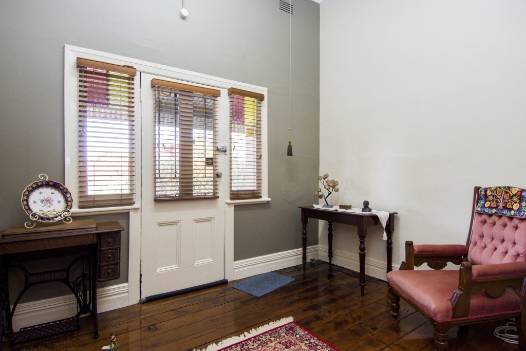 154 Larmer Street, Narrandera NSW 2700 - photo 4