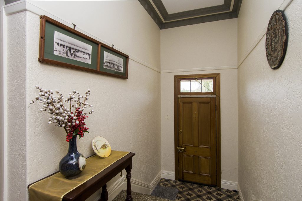 154 Larmer Street, Narrandera NSW 2700 - photo 5