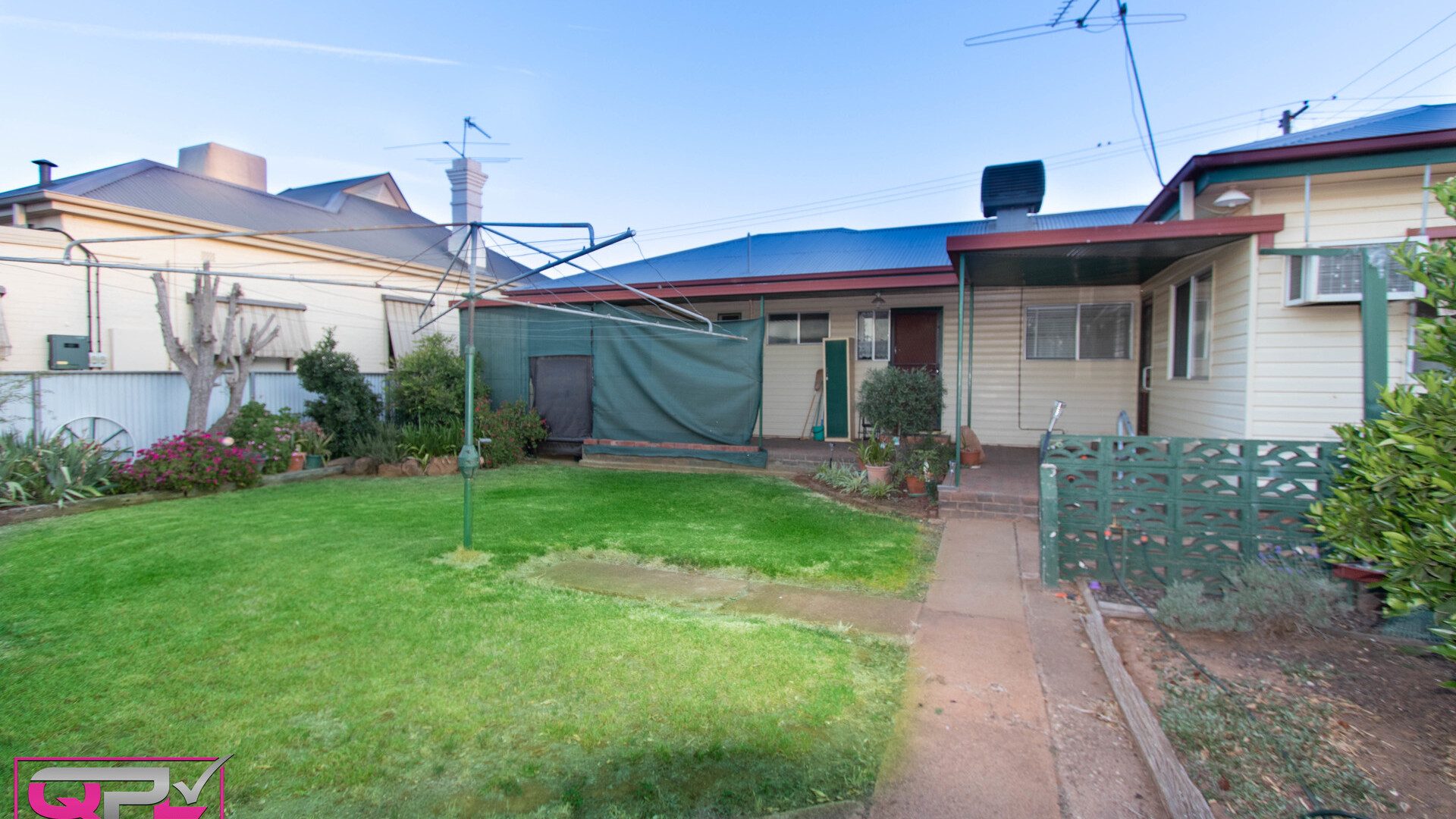 77 Polaris Street, Temora NSW 2666 - photo 12