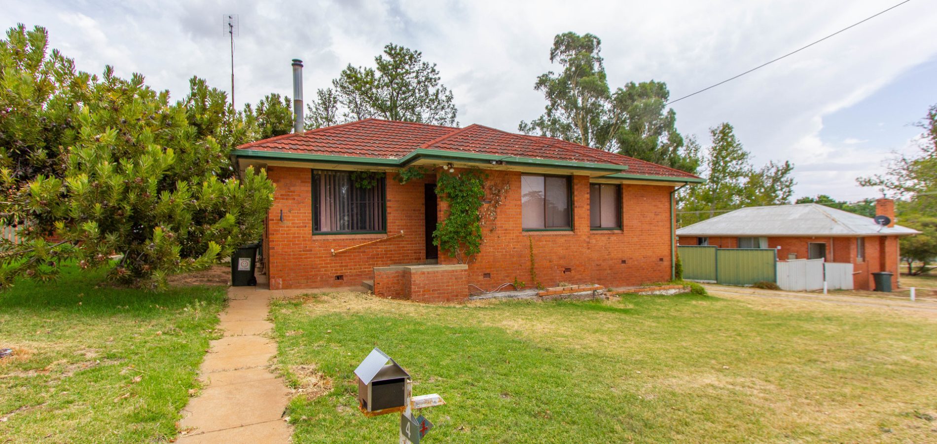 4 Midgeon Street, Narrandera NSW 2700 - McGrath Riverina