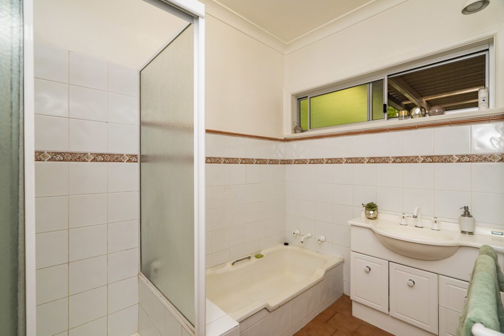 168 Loftus Street, Temora NSW 2666 - photo 12