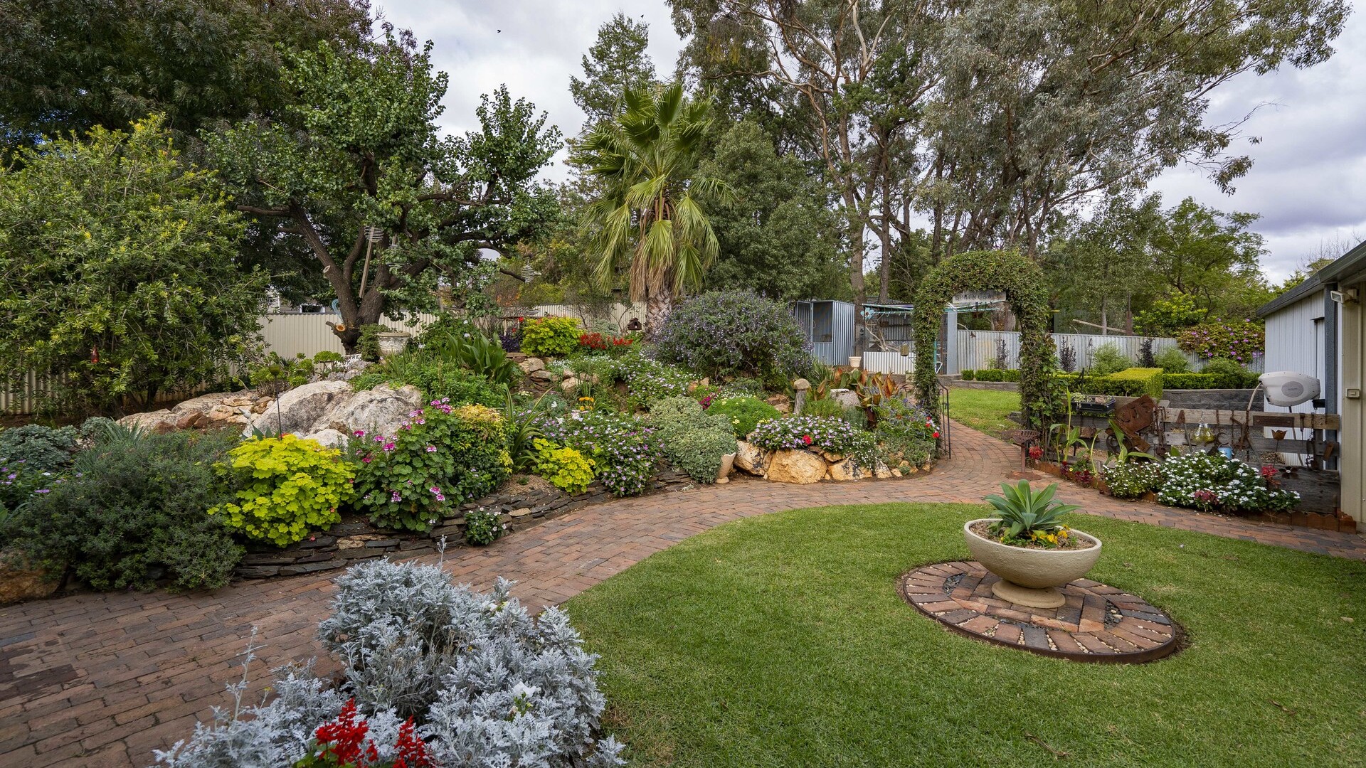 168 Loftus Street, Temora NSW 2666 - photo 18
