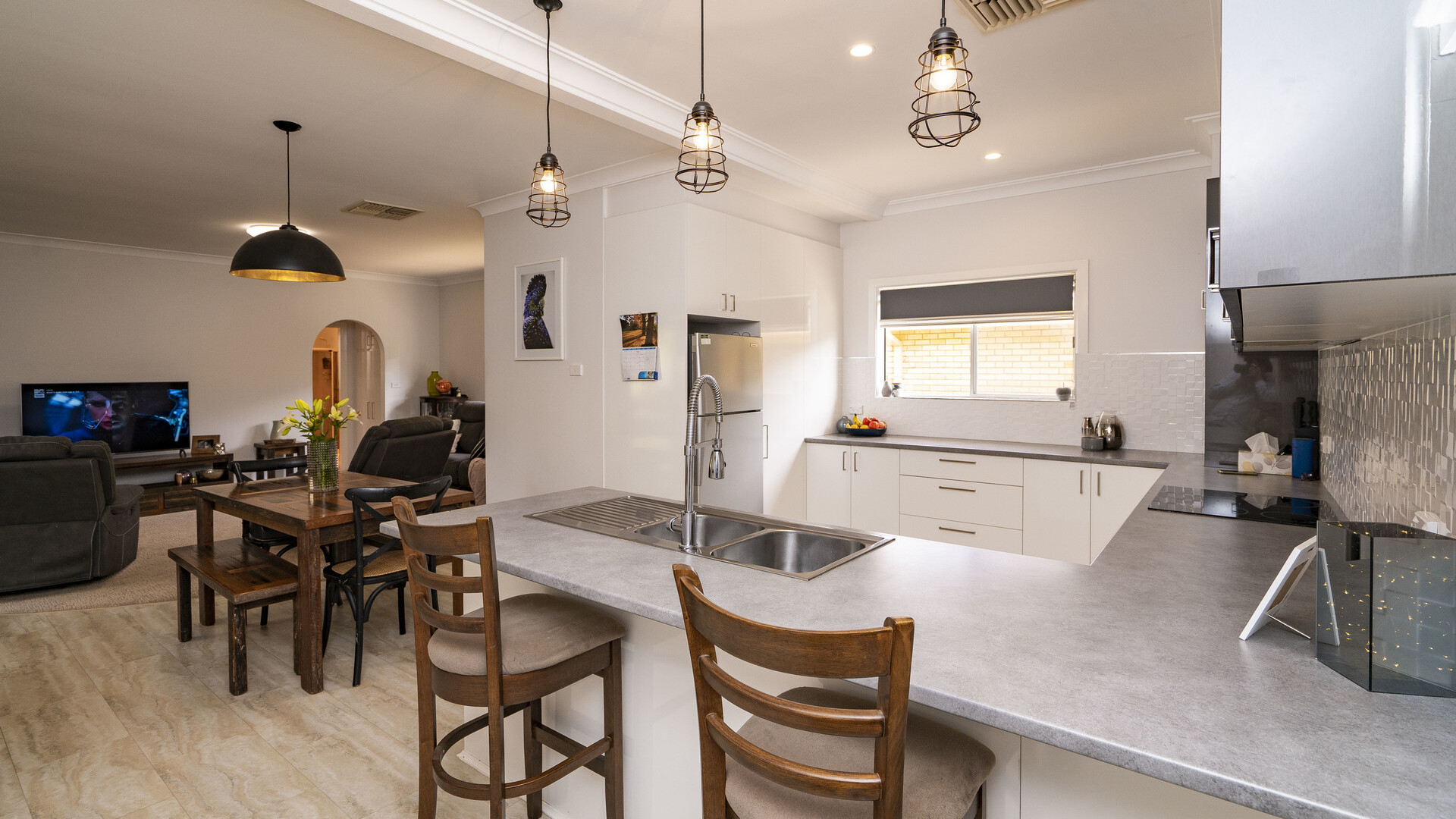 168 Loftus Street, Temora NSW 2666 - photo 6