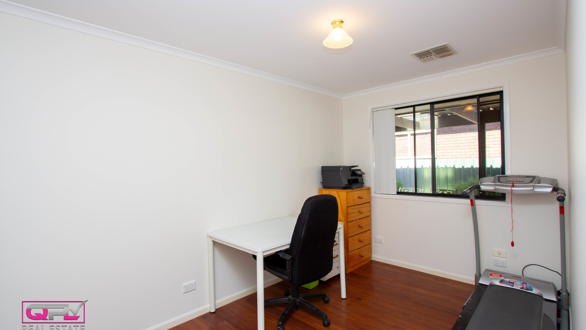 25 Beattie Street, Temora NSW 2666 - photo 13
