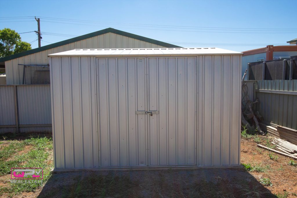 25 Beattie Street, Temora NSW 2666 - photo 15