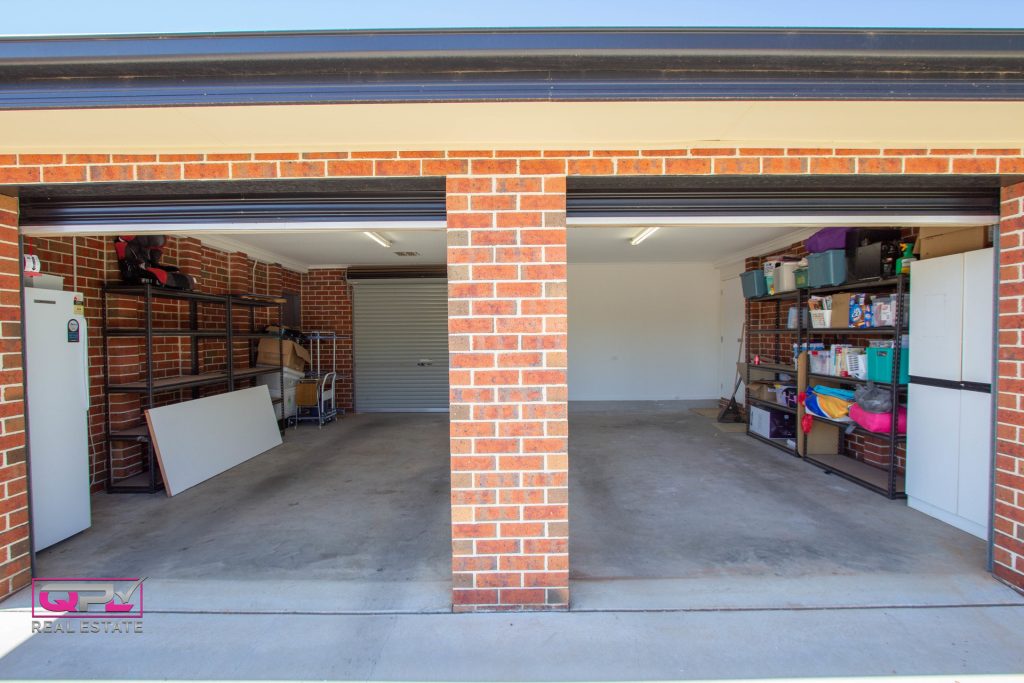 25 Beattie Street, Temora NSW 2666 - photo 16