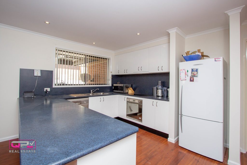 25 Beattie Street, Temora NSW 2666 - photo 7