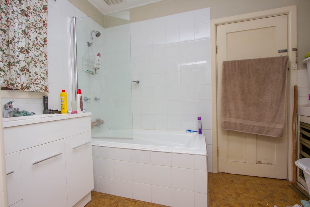 45 Dalgetty Street, Narrandera NSW 2700 - photo 12