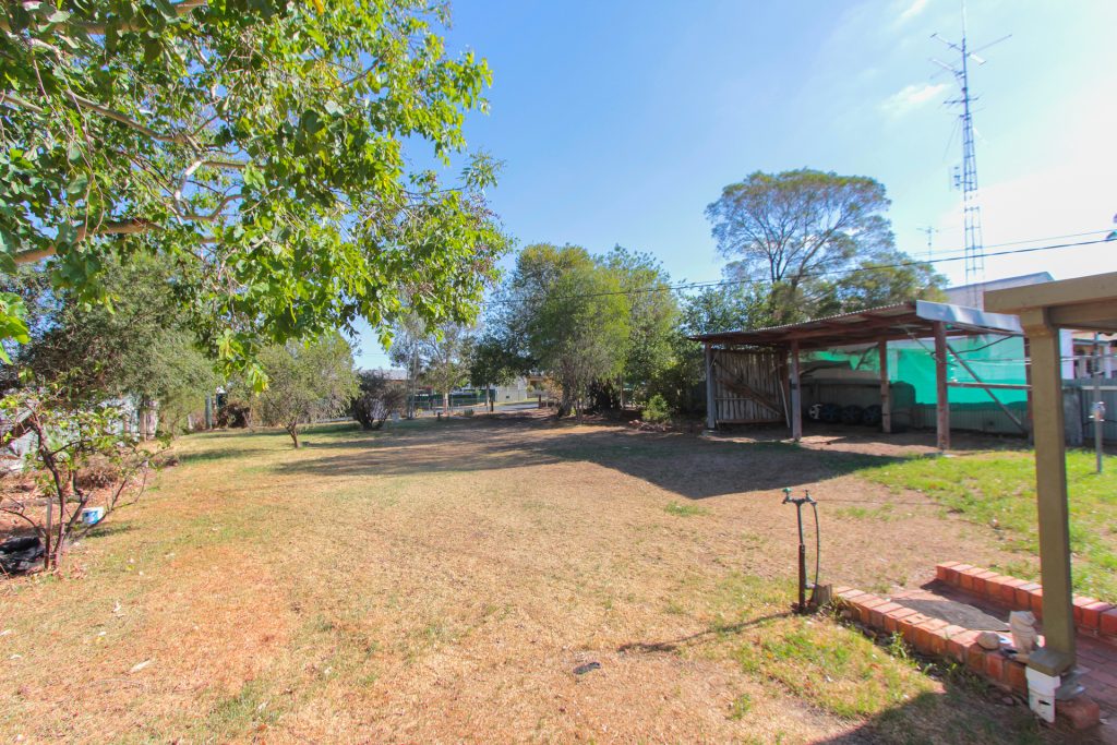 45 Dalgetty Street, Narrandera NSW 2700 - photo 14
