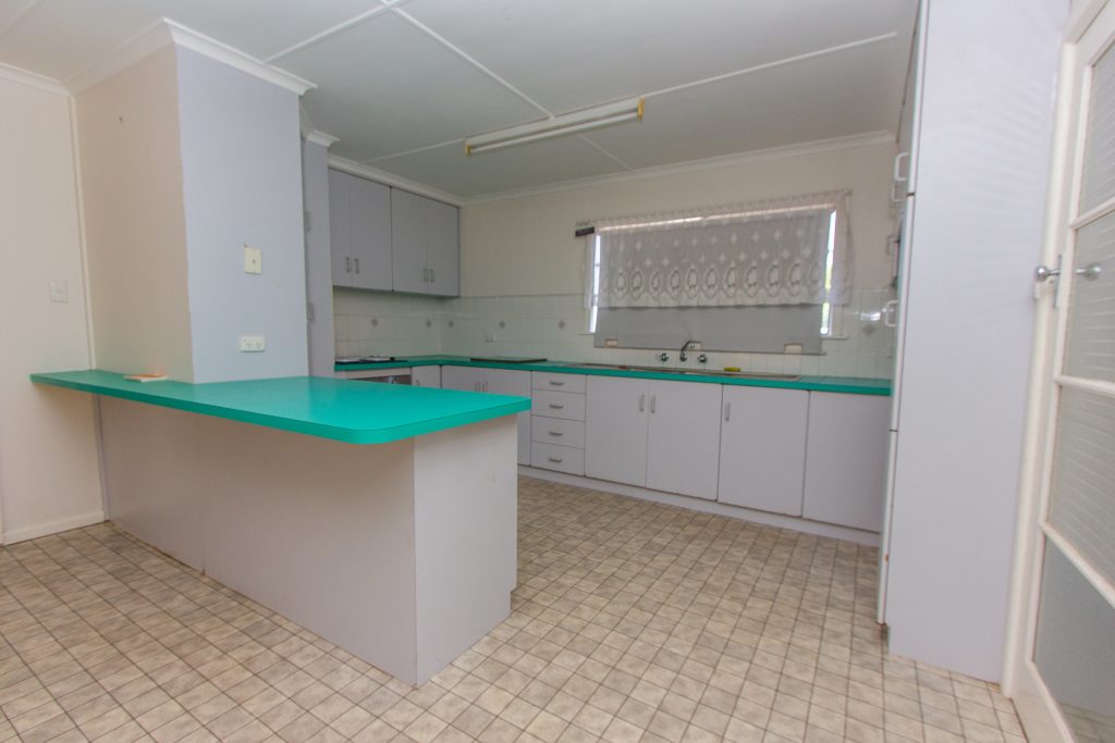 45 Dalgetty Street, Narrandera NSW 2700 - photo 3