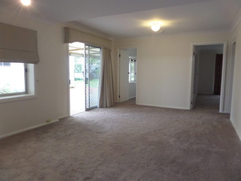 45 Dalgetty Street, Narrandera NSW 2700 - photo 6