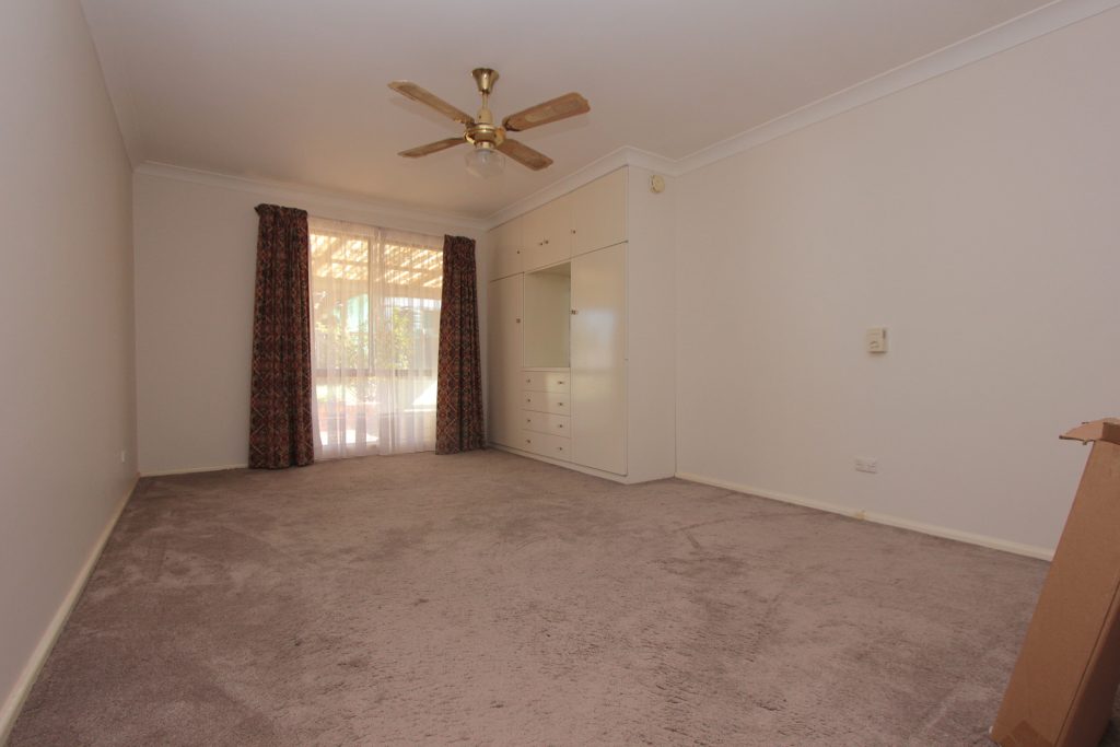 45 Dalgetty Street, Narrandera NSW 2700 - photo 8