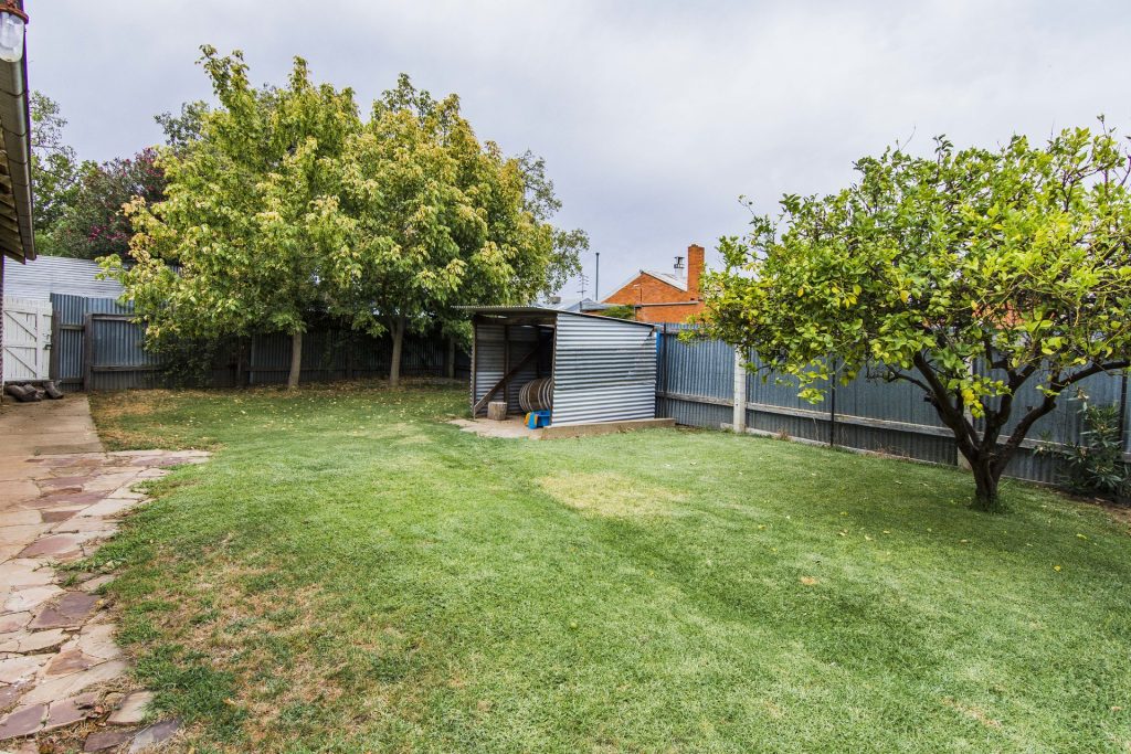 17 Douglas Street, Narrandera NSW 2700 - photo 16