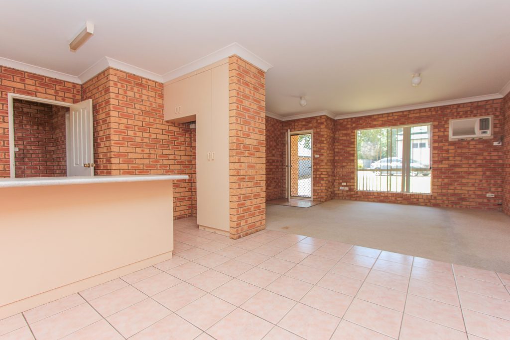 1-3/82 Bolton Street, Narrandera NSW 2700 - photo 11