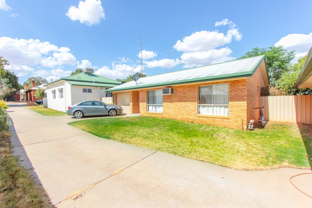 1-3/82 Bolton Street, Narrandera NSW 2700 - photo 3