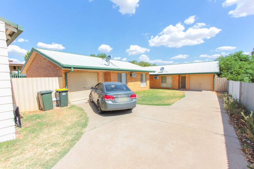 1-3/82 Bolton Street, Narrandera NSW 2700 - photo 4