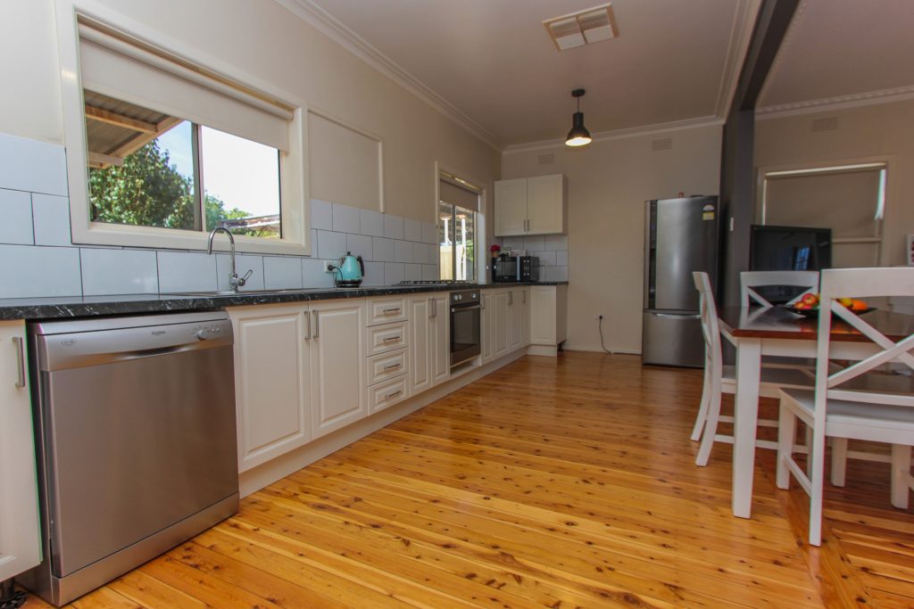 51 Mallee Street, Barellan NSW 2665 - photo 3