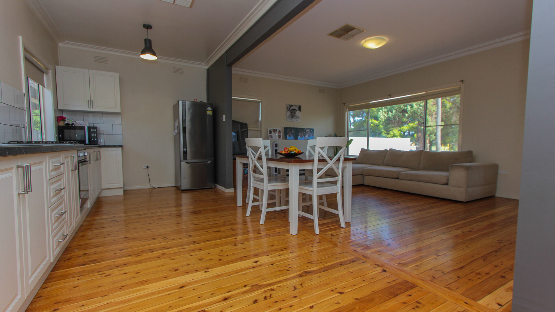 51 Mallee Street, Barellan NSW 2665 - photo 4
