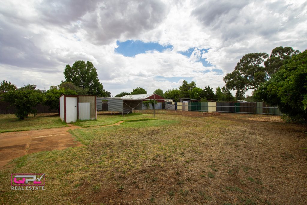 72 Jellicoe Street, Temora NSW 2666 - photo 14