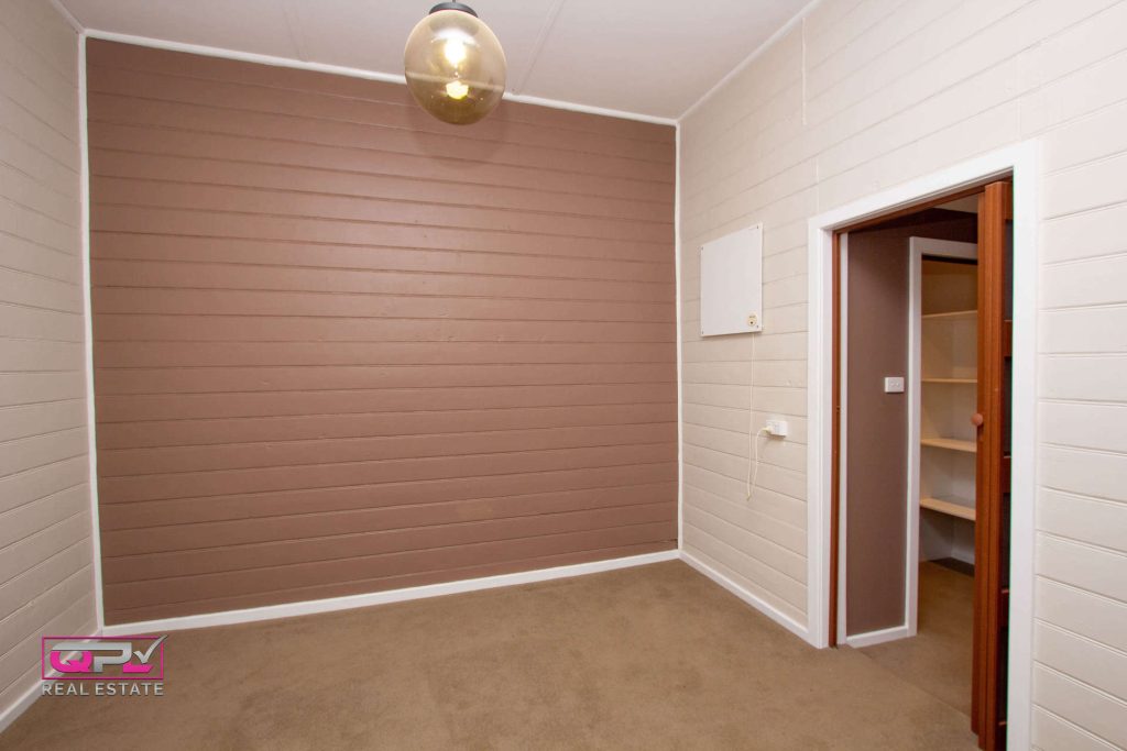 72 Jellicoe Street, Temora NSW 2666 - photo 5