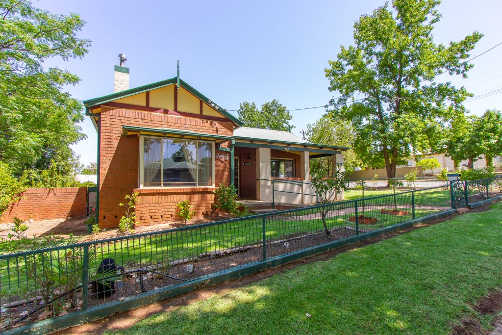 22 William Street, Narrandera NSW 2700 - McGrath Riverina