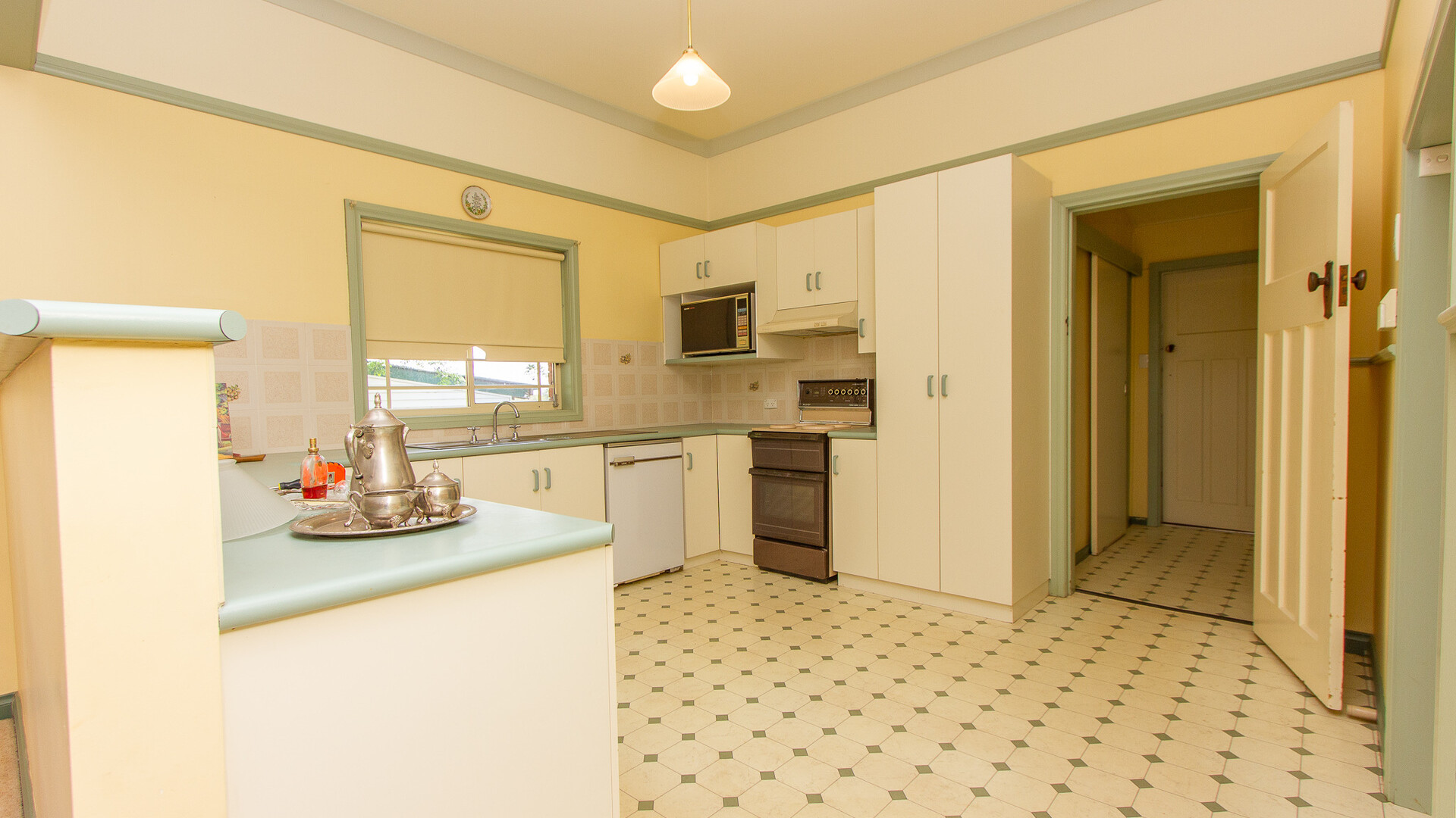 22 William Street, Narrandera NSW 2700 - photo 6