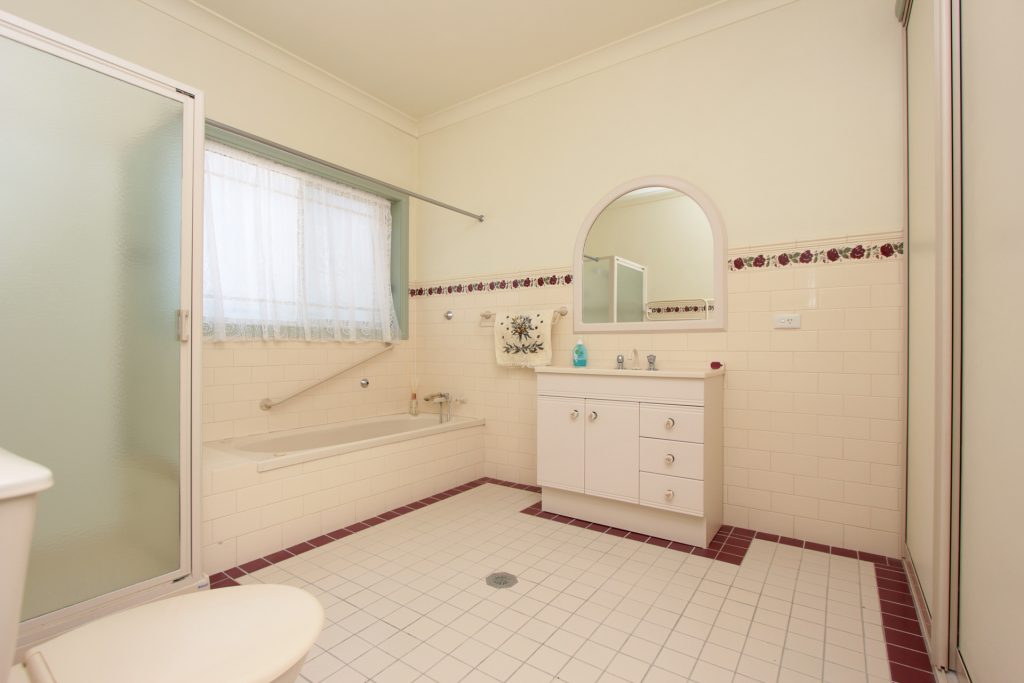 22 William Street, Narrandera NSW 2700 - photo 9