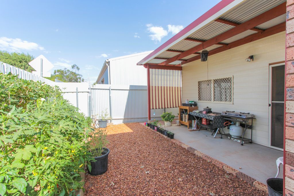 26 Midgeon Street, Narrandera NSW 2700 - photo 12
