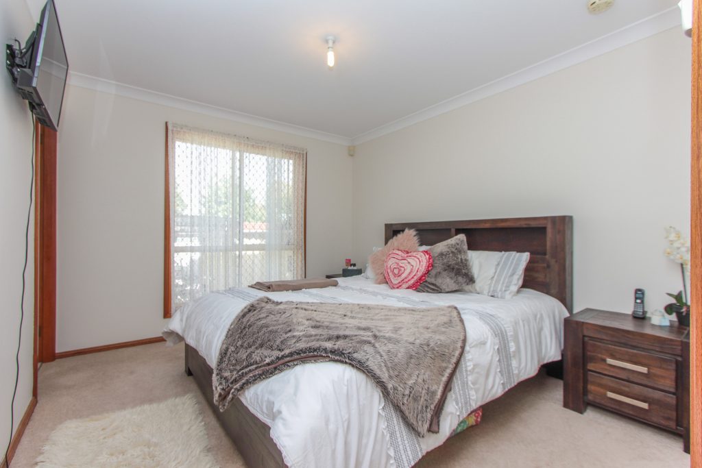 26 Midgeon Street, Narrandera NSW 2700 - photo 6