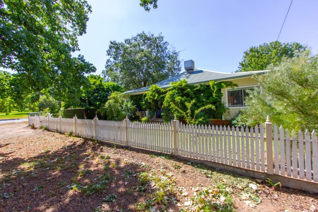 51 King Street, Narrandera NSW 2700 - McGrath Riverina