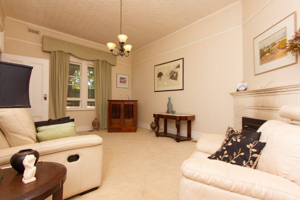 51 King Street, Narrandera NSW 2700 - photo 4