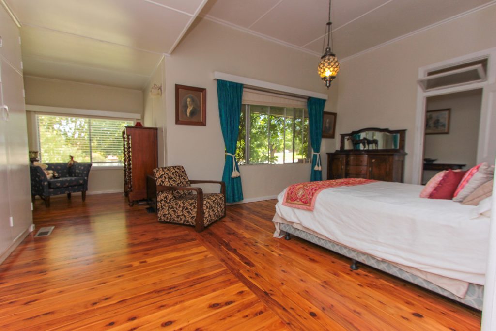 51 King Street, Narrandera NSW 2700 - photo 9
