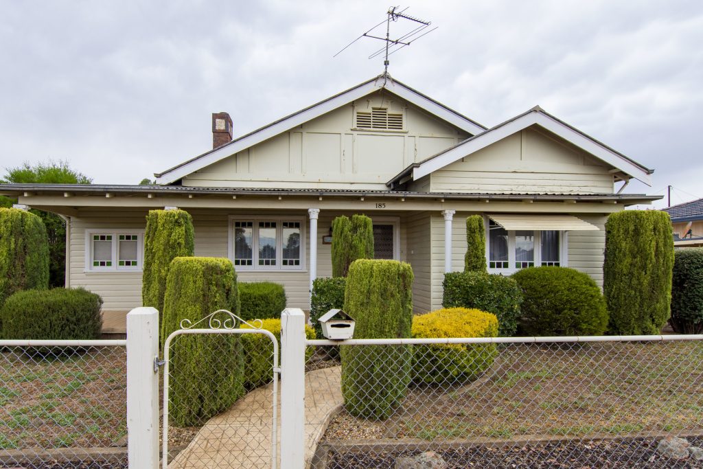 185 Deboos Street, Temora NSW 2666 - McGrath Riverina