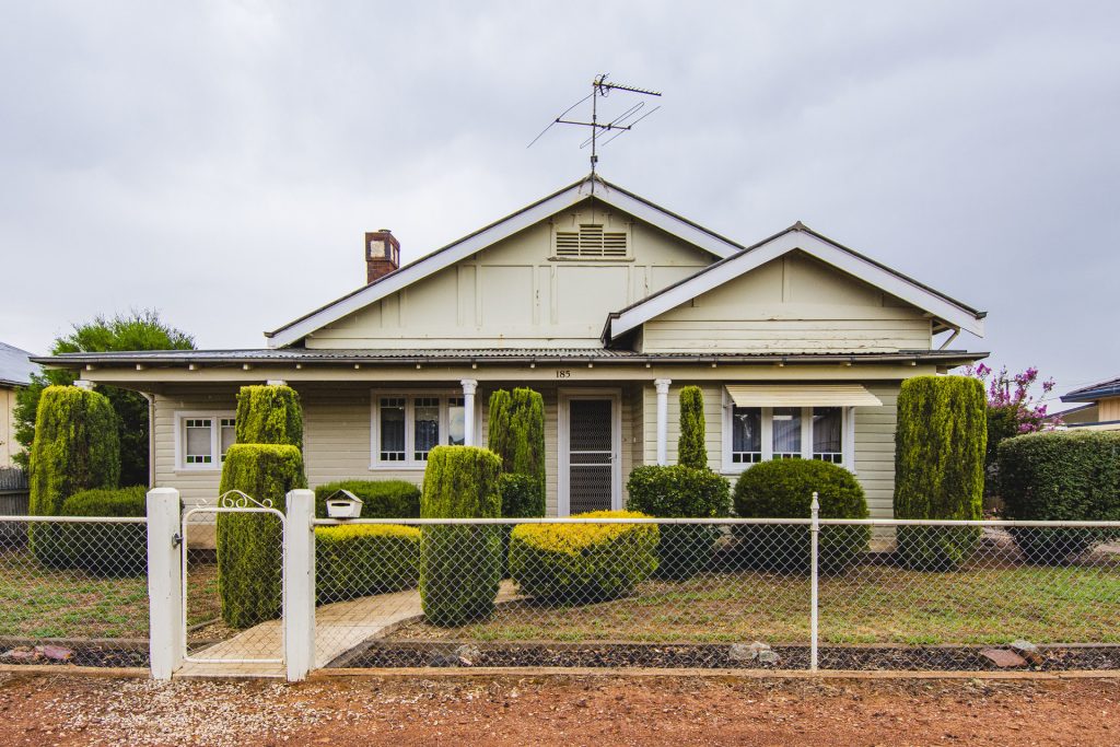 185 Deboos Street, Temora NSW 2666 - photo 21