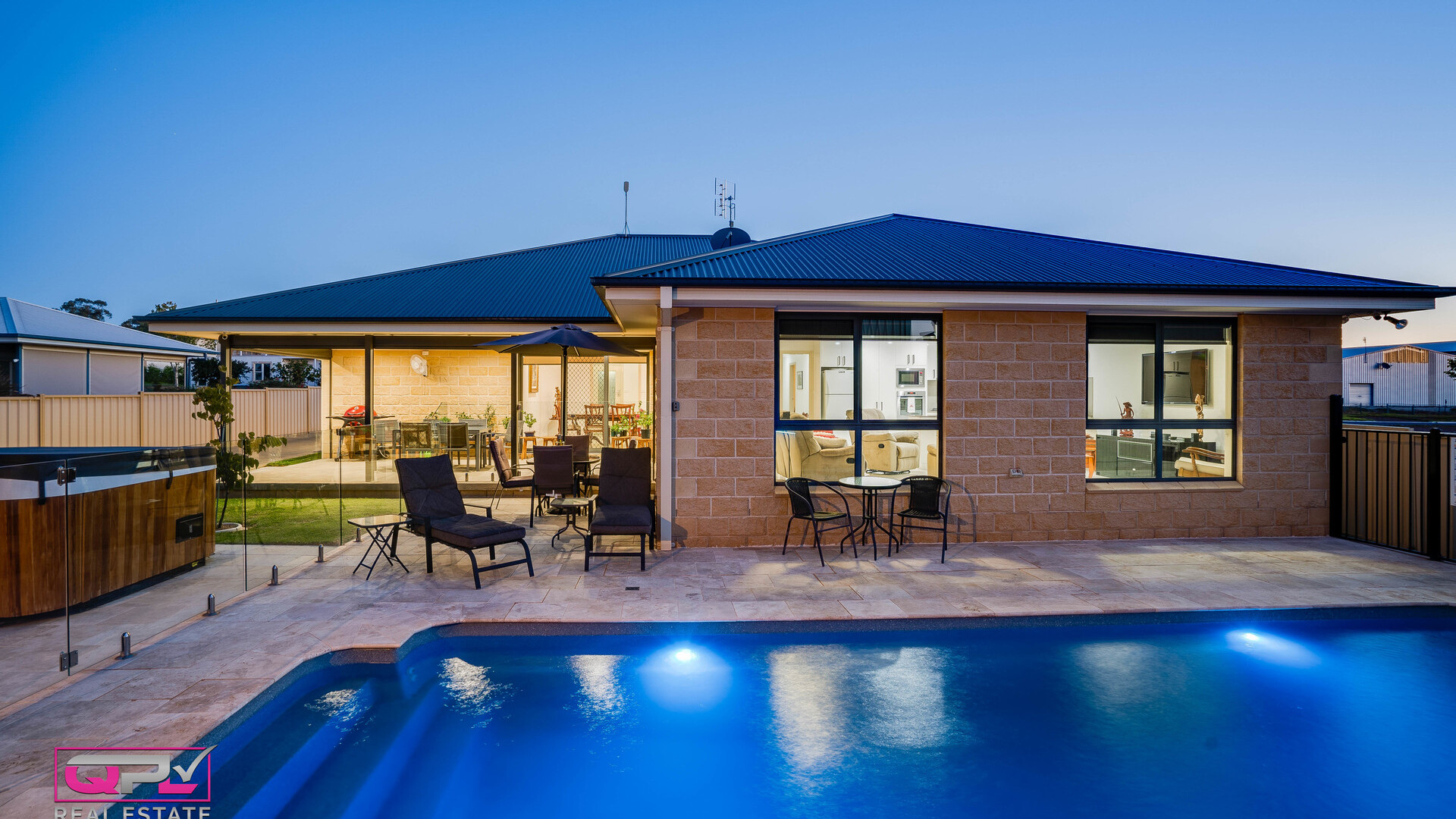 19 Tenefts Street, Temora NSW 2666 - photo 19