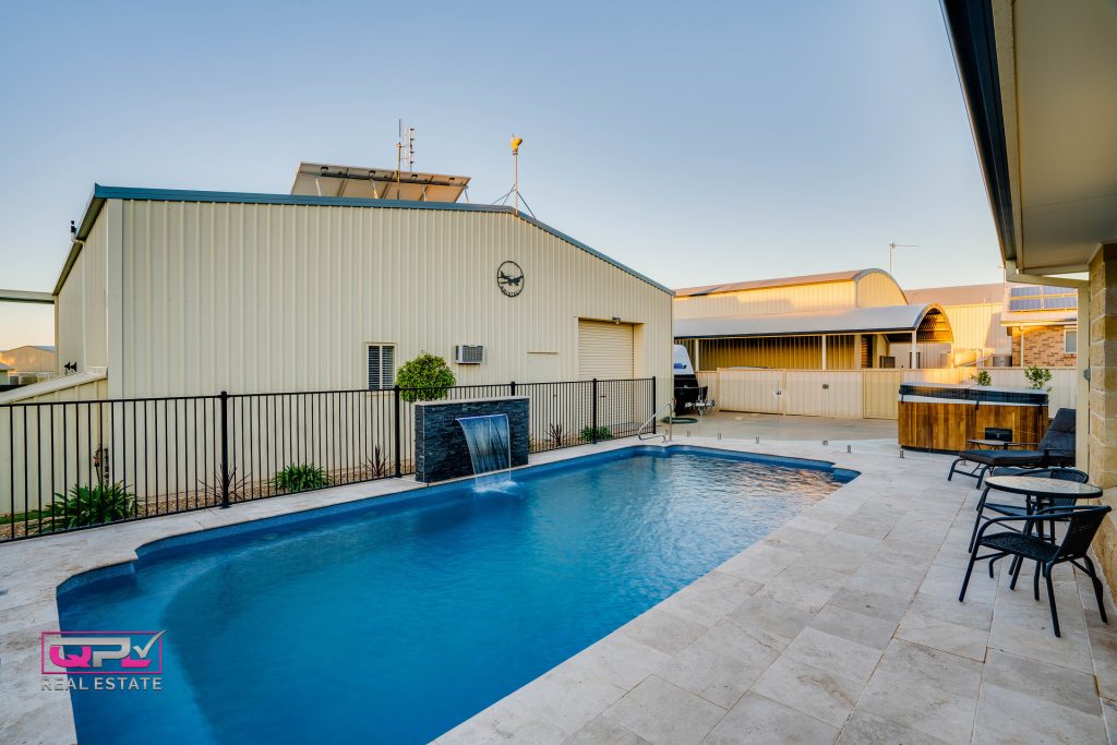 19 Tenefts Street, Temora NSW 2666 - photo 20