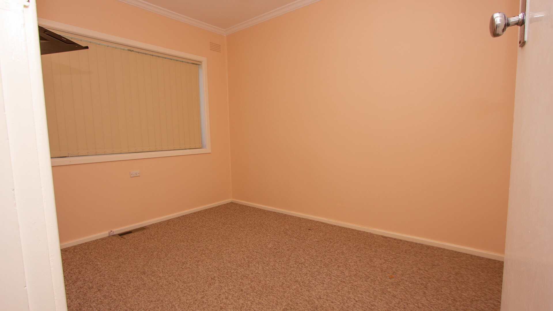 24 Argyle Street, Narrandera NSW 2700 - photo 5