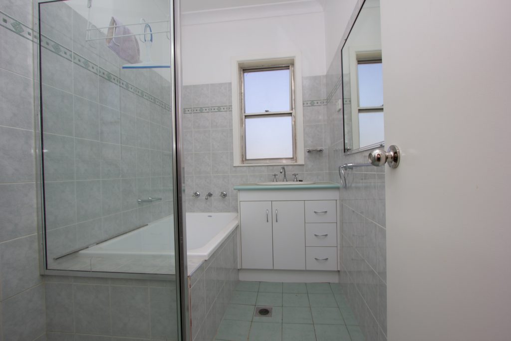 24 Argyle Street, Narrandera NSW 2700 - photo 7