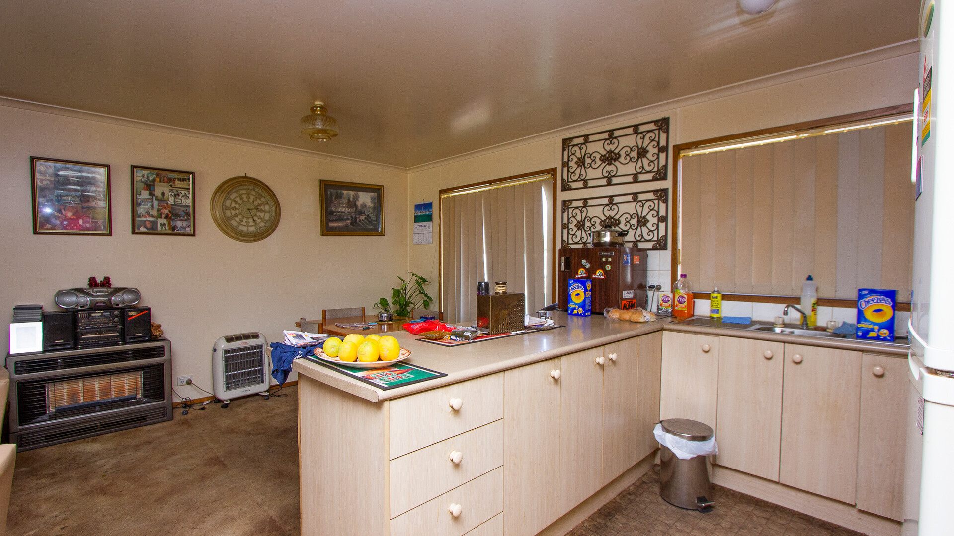 60 Whitton Street, Narrandera NSW 2700 - photo 2