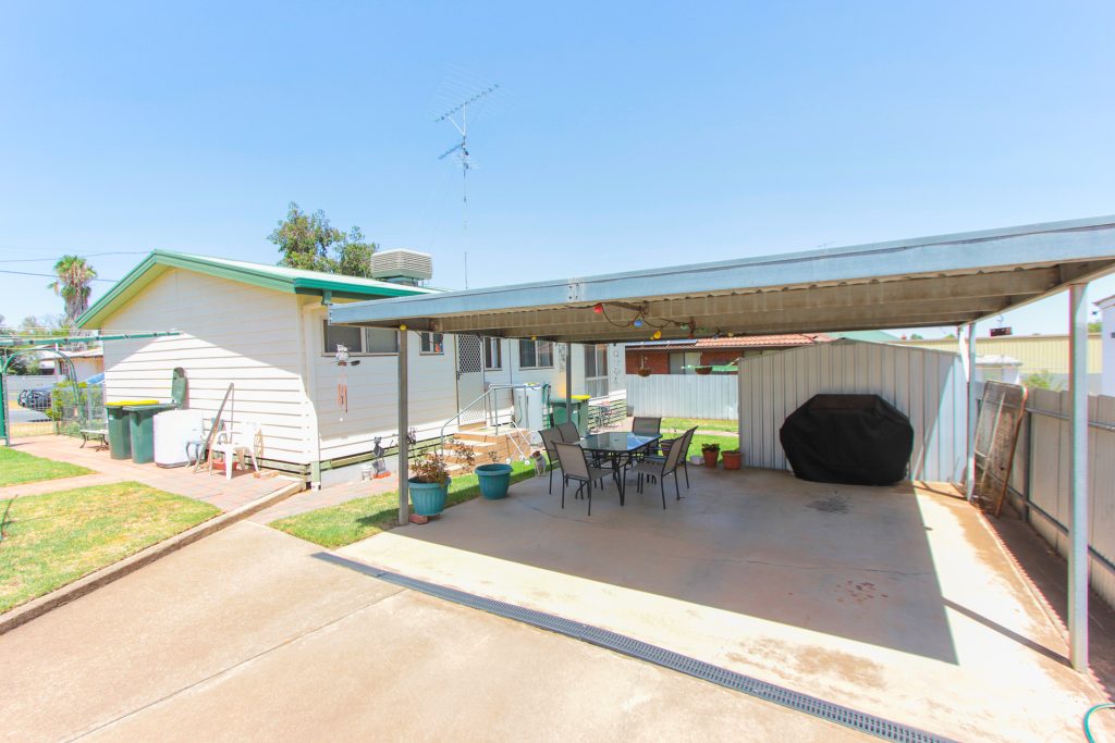 60 Whitton Street, Narrandera NSW 2700 - photo 13
