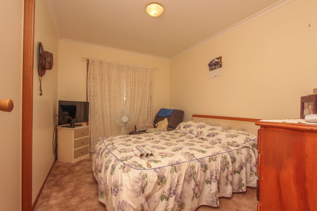 60 Whitton Street, Narrandera NSW 2700 - photo 6