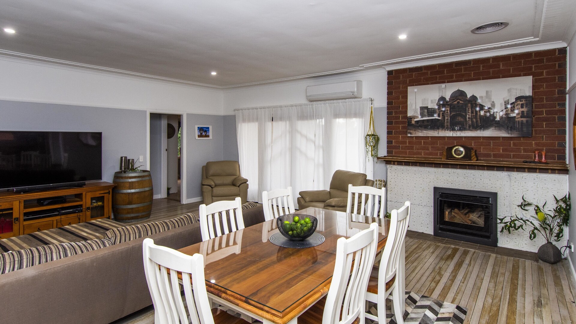 67 Deutcher Street, Temora NSW 2666 - photo 17